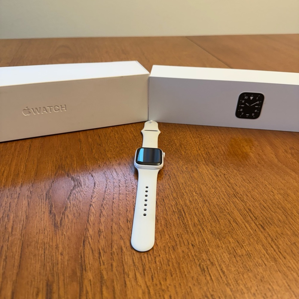 Series 5 Apple Watch White Ceramic Case
